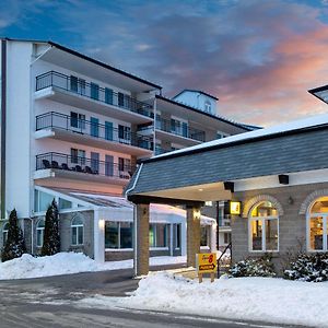 Super 8 By Wyndham Niagara Falls By The Falls Hotel Exterior photo