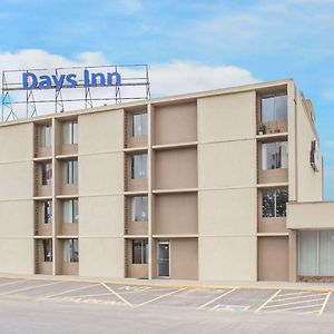 Days Inn By Wyndham Princeton Exterior photo