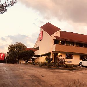 Red Roof Inn Bridgeton Exterior photo