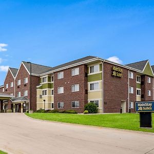 MainStay Suites Cedar Rapids Exterior photo