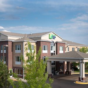 Holiday Inn Express Hotel & Suites Chanhassen, An Ihg Hotel Exterior photo