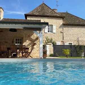 Le Pigeonnier De Saint-Loup Bed And Breakfast Exterior photo