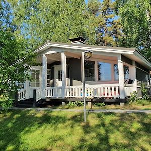 Moekki Ja Rantasauna Saimaan Rannalla Apartment Taipalsaari Exterior photo