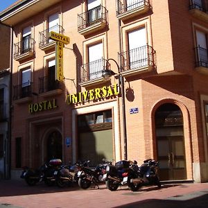 Hostal Universal Hotel Benavente Exterior photo