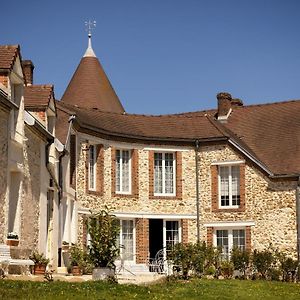 Le Petit Chateau Bed & Breakfast Baye  Exterior photo