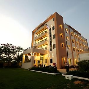 Sun Stone Hotel&Club - Jawai Sheoganj Exterior photo