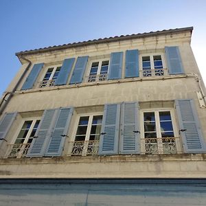 Maison Saint Jacques Aparthotel Aubeterre sur Dronne Exterior photo