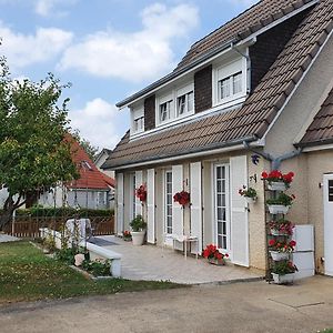 Le Nid Des Mesanges Bed & Breakfast Argentan Exterior photo