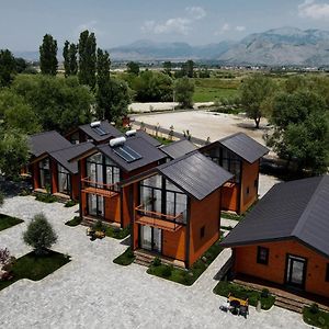 Hysaj Agroturizem Hotel Shkoder Exterior photo