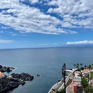 Spacious, Light & Cozy Apartments With Ocean Views Puerto de Santiago  Exterior photo