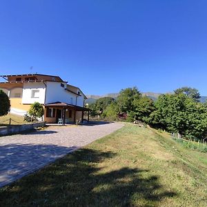 Il Golfarone Bed & Breakfast Villa Minozzo Exterior photo