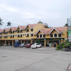 OYO 120 Balai Sofia Hotel Talisay  Exterior photo