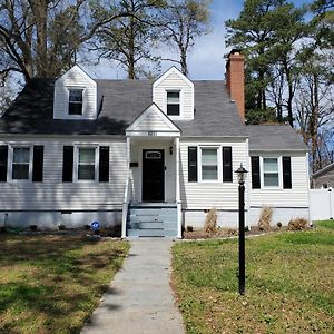 Weyanoke Villa Petersburg Exterior photo