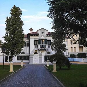 Relais Toti Beb Bed E Breakfast Bed & Breakfast Mogliano Veneto Exterior photo