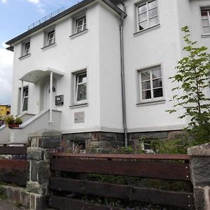 Ferienhaus In Oberweissbachthueringer Wald Mit Grill Und Garten Villa Exterior photo