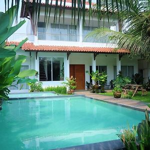 Villa Prambanan Jogja With Private Swimming Pool By Simply Homy Sleman  Exterior photo