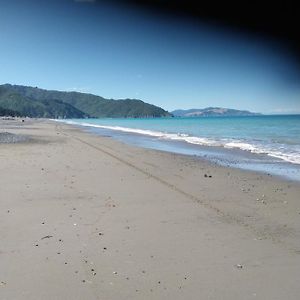 Rarangi Seaview On the Beach B&B Blenheim Exterior photo