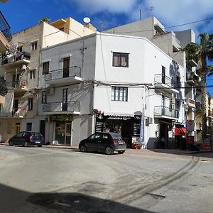 Centrally Located Bugibba Apartment - Seaside Comfort St. Paul's Bay Exterior photo
