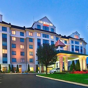 Courtyard Long Island Macarthur Airport Hotel Ronkonkoma Exterior photo