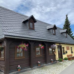 Ferienhaus Sissi Mit Whirlpool, Sauna U Sehr Ruhig Villa Grossschonau Exterior photo