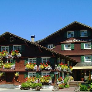 Schedlers Lowenhotel-Garni Alberschwende Exterior photo