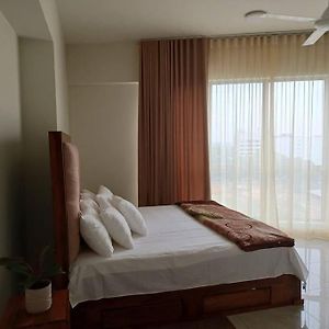 Luxury 3 Bedrooms Apartment In Colombo Sri Jayewardenepura Kotte Exterior photo