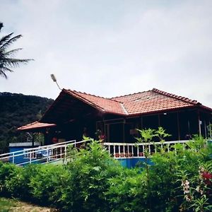 Rest Point Homestay Chikmagalur Exterior photo