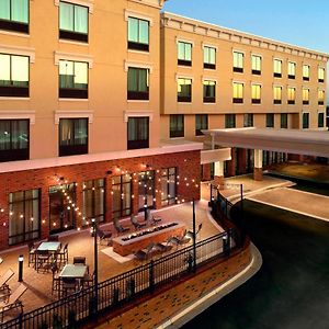 Courtyard By Marriott Lagrange Hotel Exterior photo