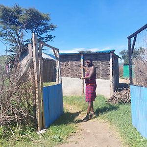 Maasai homestay camping Sekenani Exterior photo