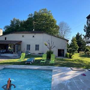 La Tour Du Sorbey - Gite Nature Familial - Piscine - 3 A 6 Pax Hotel Monsegur  Exterior photo