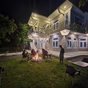 Royal'S Villa By Premiere Inn, Hunza Karimabad  Exterior photo