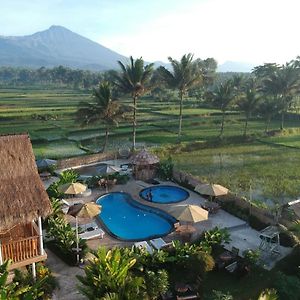 Tetebatu Flush Harmony Hotel Exterior photo