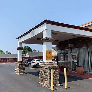 Super 8 By Wyndham Youngstown Girard Hotel Exterior photo