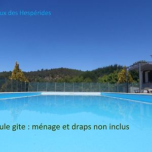 Le Claux Des Hesperides Hotel Allemagne en Provence Exterior photo
