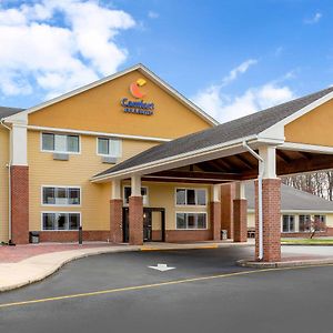 Comfort Inn & Suites Milford Exterior photo