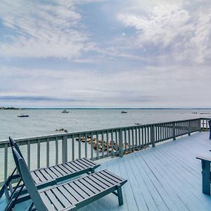 Serene Mattapoisett Home With Private Beach Access! Exterior photo