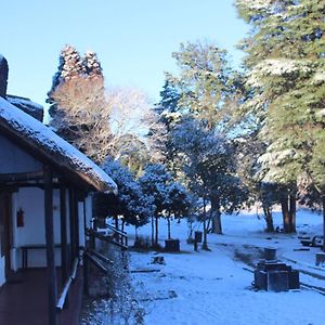 Drakensberg White Mountain Backpackers Hotel Estcourt Exterior photo