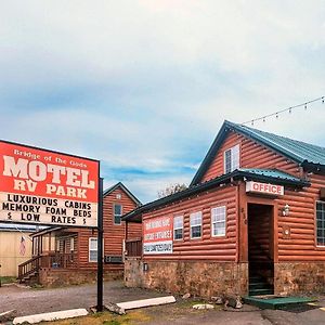 Bridge Of The Gods Motel, Cabins & Rv Park Cascade Locks Exterior photo