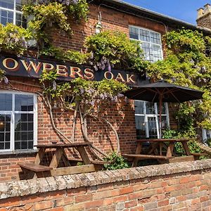 Cowpers Oak Bed & Breakfast Olney Exterior photo