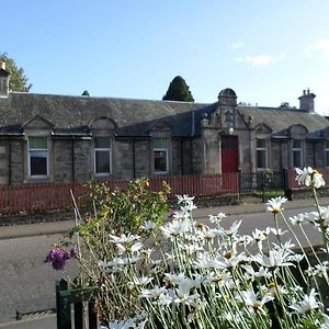 The Old School, Kingussie Bed & Breakfast Exterior photo