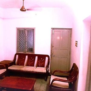 Eastern Private Floor Villa Tiruchirappalli Exterior photo