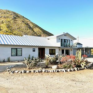 Two Pepper Ranch - A Desert Oasis Hotel Morongo Valley Exterior photo