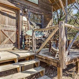 Last Outpost- Cedar Loft Bed & Breakfast Medina Exterior photo