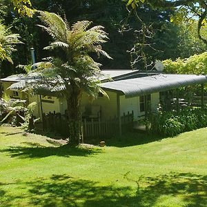 Poihipi Farm Stay Marotiri Exterior photo