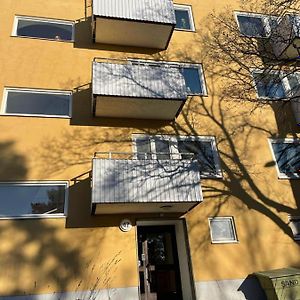 2 Room Apartment In Hammarby By Stockholm City Exterior photo