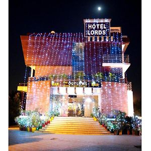 Hotel Lords,Dehradun Exterior photo
