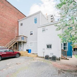 1St Floor - Free Parking - Washer & Dryer - Agh Apartment Pittsburgh Exterior photo