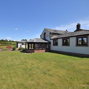 3 Bed Property In Wigton 83471 Aikton Exterior photo