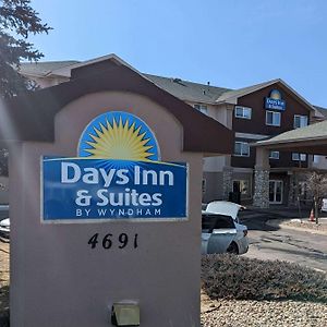 Days Inn & Suites By Wyndham Castle Rock Exterior photo