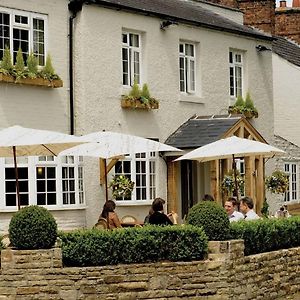 The Dog In Over Peover Hotel Knutsford Exterior photo